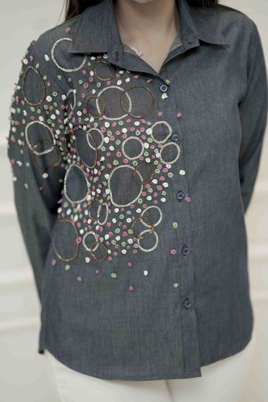 LOOP AND BLOOM BUTTON - DOWN SHIRT